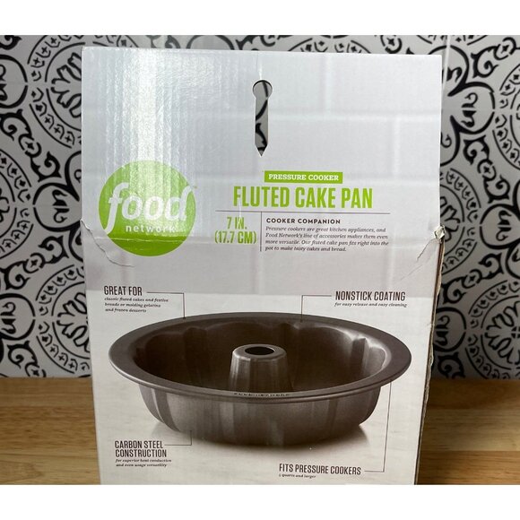 Food Network Fluted Cake Pan NEW! - Picture 4 of 5